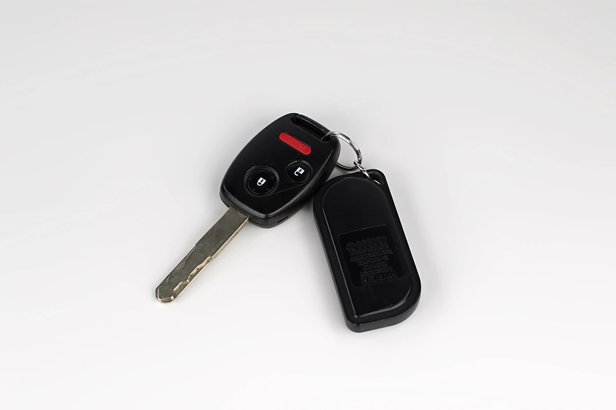 Car key with a remote fob